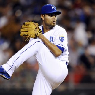 Joakim Soria suma octavo salvamento con Rangers