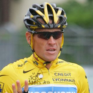 Francia despoja a Armstrong la Legión de Honor