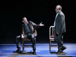 Mauricio Cedeño y Javier Lacroix interpretan a dos policías de Chicago con distintas maneras de ver la vida. FACEBOOK  /