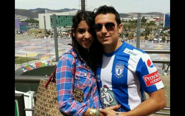 El Premio Nacional del Deporte 2013 asistió a la final de la Liga MX, donde se encontró con Carlos Slim. Foto: @LuisRivera_Mex. ESPECIAL /