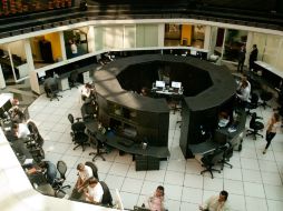 El IPC se deslizó de sus pares estadounidenses. ARCHIVO /