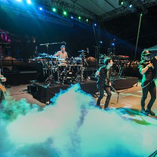 Kinky confirma a Carla Morrison y Los Recoditos para su Unplugged