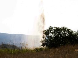 La fuga alcanzó hasta los 20 metros de altura. ARCHIVO /