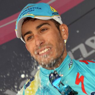 Aru gana etapa 15 del Giro de Italia