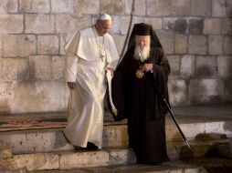 Los dos líderes religiosos fueron muy aplaudidos. AFP /