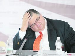 El gobernador del Banxico afirmó que en un escenario optimista, el PIB crecería este año tres veces más que en 2013.  /