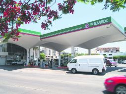 Los incrementos mensuales de las gasolinas seguirán lo que resta del 2014.  /