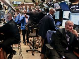 Tras un largo fin de semana por el feriado en Estados Unidos, la Bolsa de Valores de Nueva York abre con ganancias. ARCHIVO /