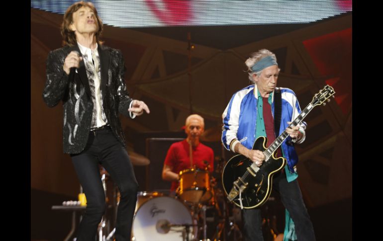 Jagger es elogiado por saludar en noruego al público resaltando lo 'fantástico' que era volver a tocar en ese país. AP /