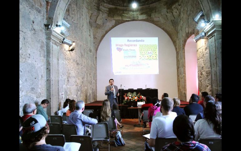 'Cómo aprovechar el TLC para entrar al mercado americano', fue impartida por Francisco Castellanos, director de Abc Global Group.  /