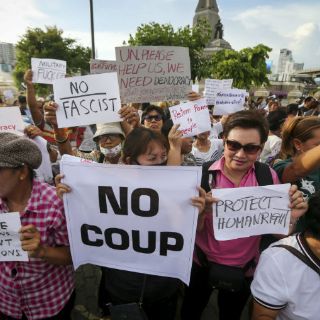 Tailandia cumple una semana del golpe de Estado