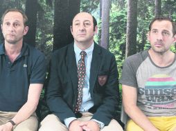 Tres hermanos deben mantener sus hogares en pie ante el ventarrón de una joven y atractiva mujer. ESPECIAL /