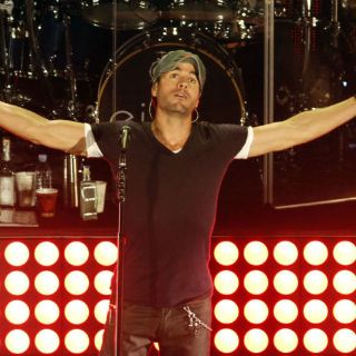 Enrique Iglesias hace vibrar al DF con 'Sex and Love'