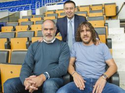 La directiva da la bienvenida al capitán a un puesto fuera del campo. Twitter: @FCBarcelona_es. ESPECIAL /