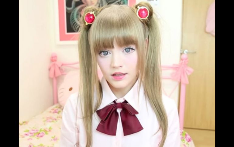 Hace años Dakota era asimilada como la ''Barbie humana'', actualmente combina varios estilos para atraer a los amantes del manga. ESPECIAL /