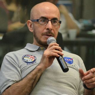 Falta retener talento mexicano: Rodolfo Neri