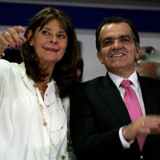 Óscar Iván Zuluaga mantendrá proceso de paz tras unirse conservadores