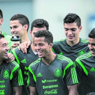 Ecuador, el primer examen de Giovani dos Santos