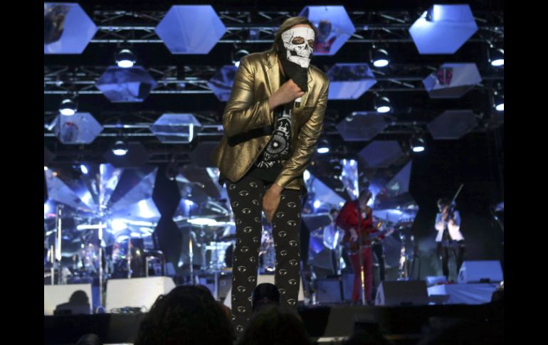 Los canadienses hicieron un recorrido por toda su discografía desde su álbum debut 'Funeral' hasta el más reciente 'Reflektor'. EFE /