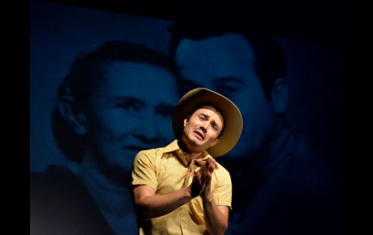 Luis Carlos Wong interpreta a Pedro Infante en 'Vacaciones en el Purgatorio'.  /