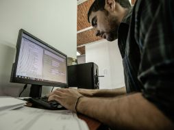 El SAT puntualiza que no distribuye ningún tipo de software. Pide a la población reportar anomalías. ARCHIVO /