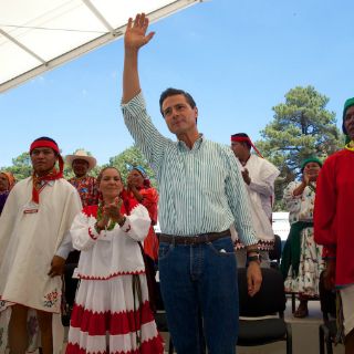 Peña Nieto recuerda a políticos procurar a quienes menos tienen