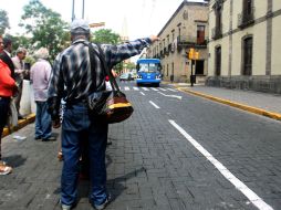 Se estima que los daños que ocacionó el Mercado Corona al cableado se solucionen entre cinco y seis semanas.  /