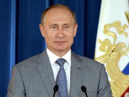 Vladimir Putin ordena asistir a refugiados ucranianos que huyen de combates entre fuerzas gubernamentales y rebeldes prorrusos. AFP /