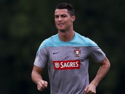 Cristiano Ronaldo sigue siendo incógnita para el cuadro luso en Brasil 2014. EFE /