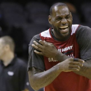 LeBron niega ser campeón gracias a la suerte