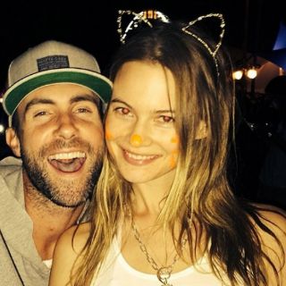 Aseguran que Adam Levine se casará en México