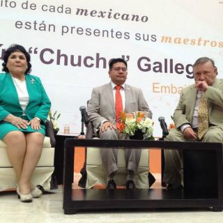 Carmen Salinas aclara que no fue nombrada por el SNTE