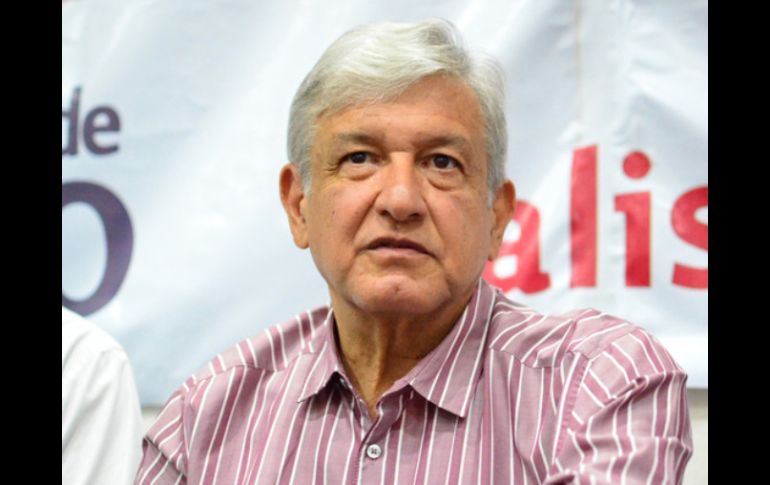 El político se retiró del PRD en 2012 para centrarse en su partido Morena, tras la creación del Pacto por México. ARCHIVO /