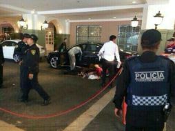 Autoridades del DF mantienen acordonada el área donde sucedió el intento de asalto. TOMADA DE @ChilangoReport  /