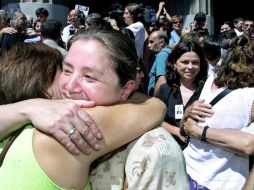 La terapia facilita descubrir los diversos tipos de abrazos. ARCHIVO /