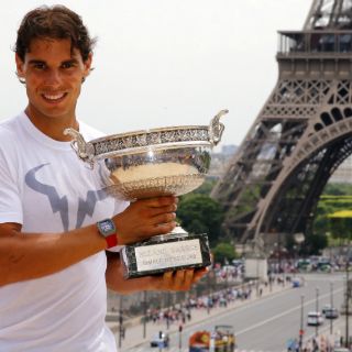 Nadal sigue primero en el ranking; Sharapova sube