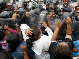 La tarde del lunes, una manifestación de artesanos terminó con 18 personas detenidas. ARCHIVO /