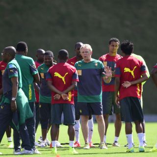 Volker Finke asegura que le pueden ganar a México