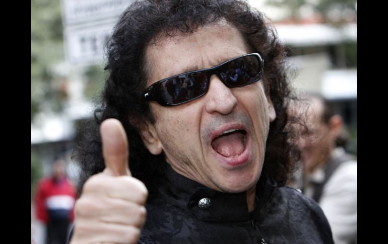 Alex Lora posee el reconocimiento del Instituto Mexicano de la Propiedad Industrial, como titular del 'Tri'. ARCHIVO /