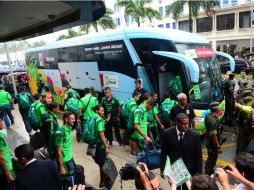 La Selección mexicana fue recibida entre cánticos como 'Cielito Lindo' y gritos de aficionados. MEXSPORT /