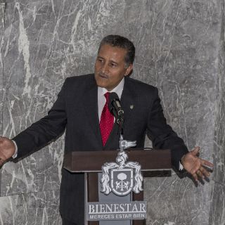 Arturo Zamora ve nulas aspiraciones electorales en Roberto López