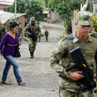 Colombia inicia jornada para elegir presidente