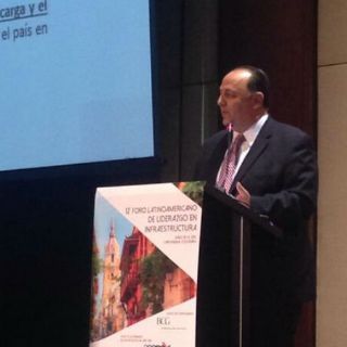 Reconocen proyectos de la SCT en infraestructura