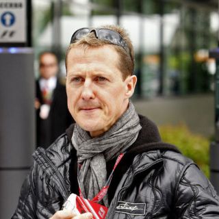 Schumacher sale del coma y deja el hospital
