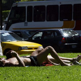 Expertos recomiendan asolearse de cinco a 10 minutos diarios