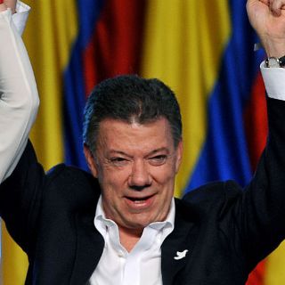 Peña Nieto felicita a presidente electo de Colombia