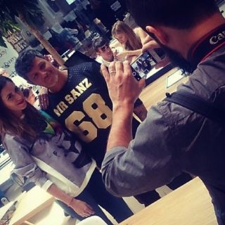 Alejandro Sanz presume su primera colección de ropa