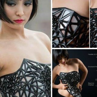 El 'vestido' que desaparece al usar redes sociales