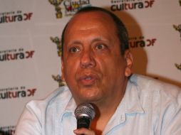 Vasconcelos expresa que 'el cabaret padeció y sufrió por más de 200 años antes de consolidarse en lo que ahora concebimos en escena'. ARCHIVO /