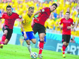 Neymar no tuvo la libertad que los croatas le concedieron en el primer duelo.  /